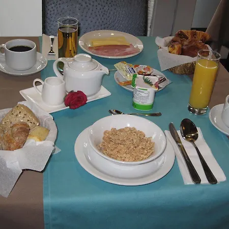 Le Terminus Hotel 2*