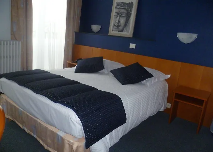 Le Terminus Hotel 2*